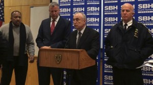 2 NYPD officers shot, wounded responding to Bronx armed robbery