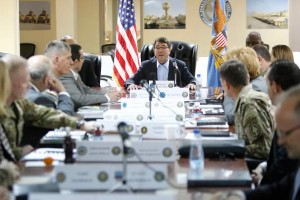 Pentagon Chief Convenes Counter-IS Meeting, Lauds Strategy